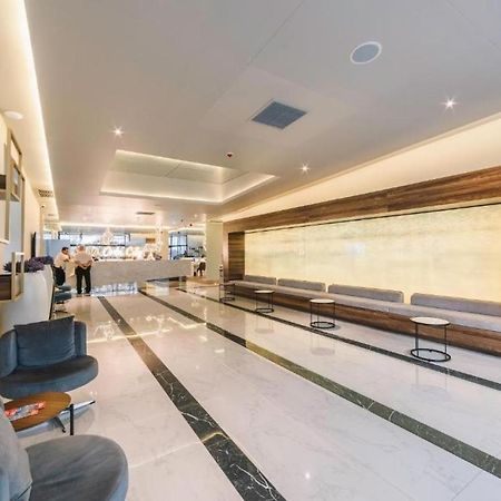 Orbi City Sea Side & Sea View Apartments Батуми Екстериор снимка