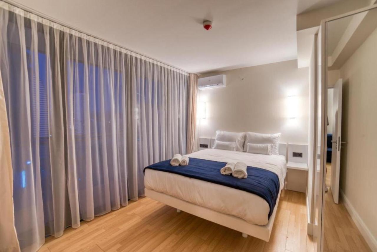 Orbi City Sea Side & Sea View Apartments Батуми Екстериор снимка