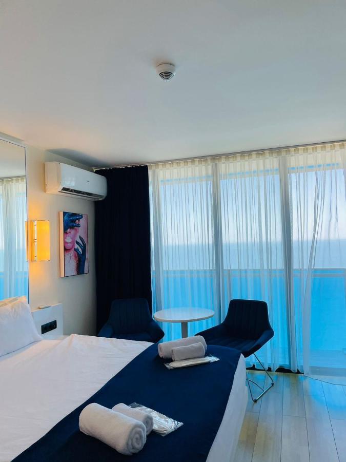 Orbi City Sea Side & Sea View Apartments Батуми Екстериор снимка