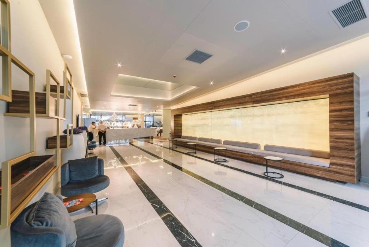 Orbi City Sea Side & Sea View Apartments Батуми Екстериор снимка