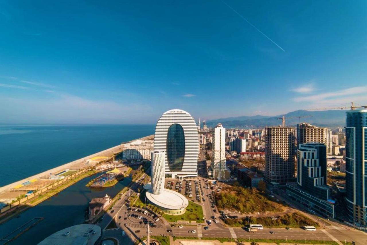 Orbi City Sea Side & Sea View Apartments Батуми Екстериор снимка