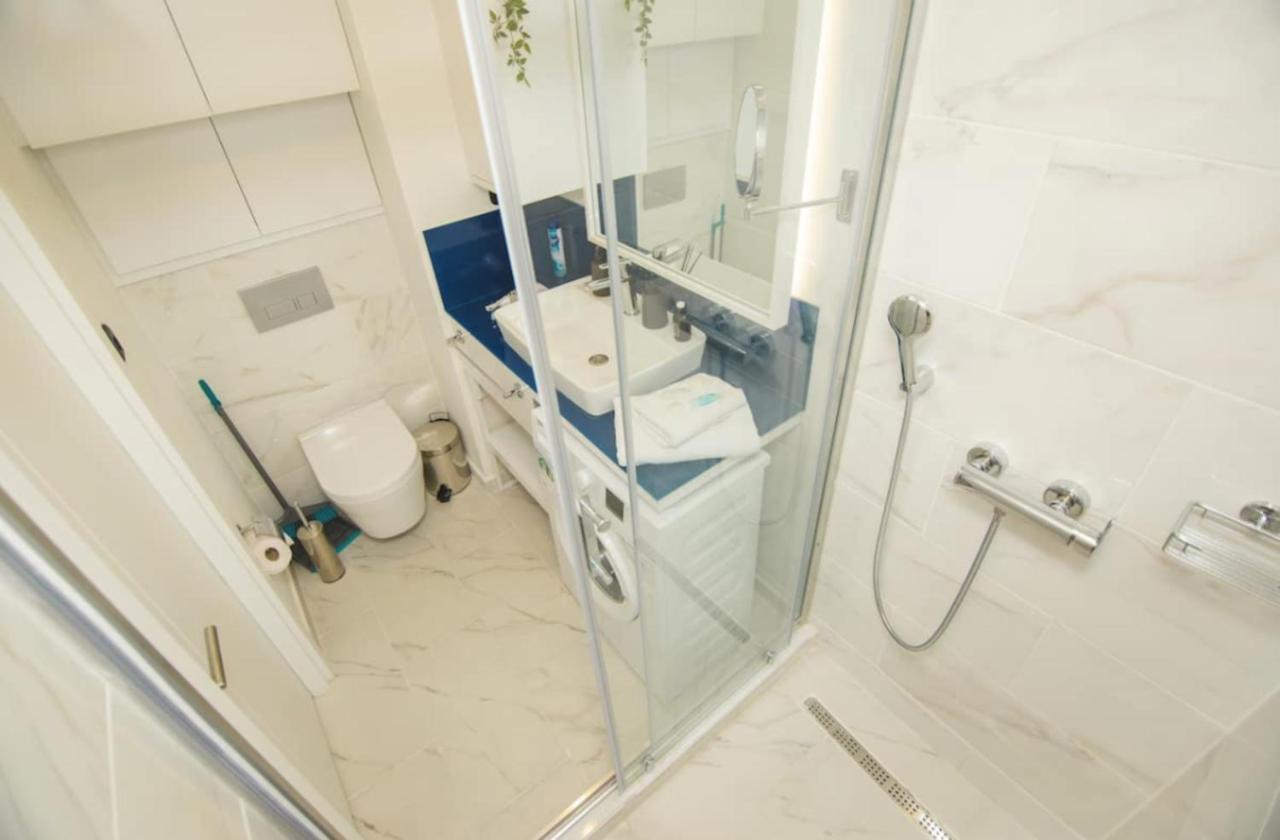 Orbi City Sea Side & Sea View Apartments Батуми Екстериор снимка