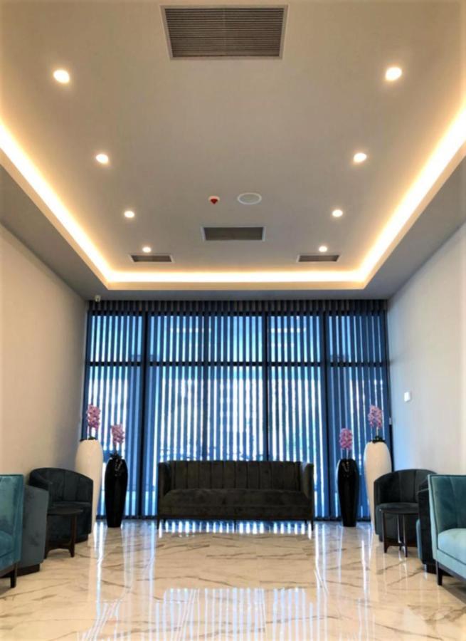 Orbi City Sea Side & Sea View Apartments Батуми Екстериор снимка